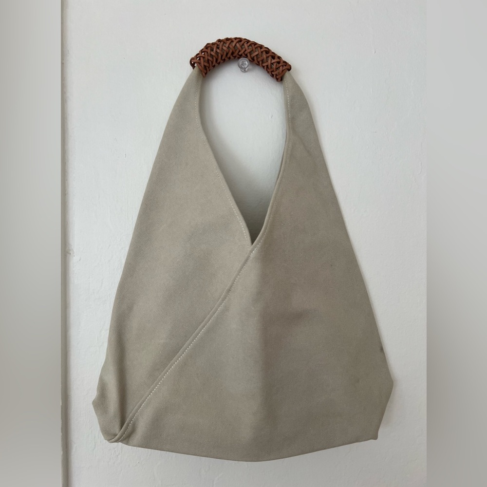 Women’s shoulder bag beige canvas with leather shoulder strap